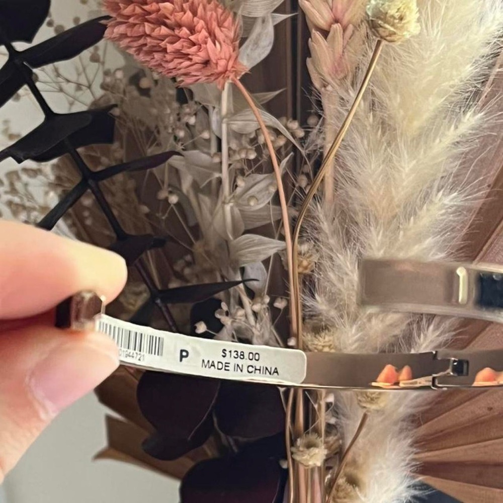 Henri bendel bracelet